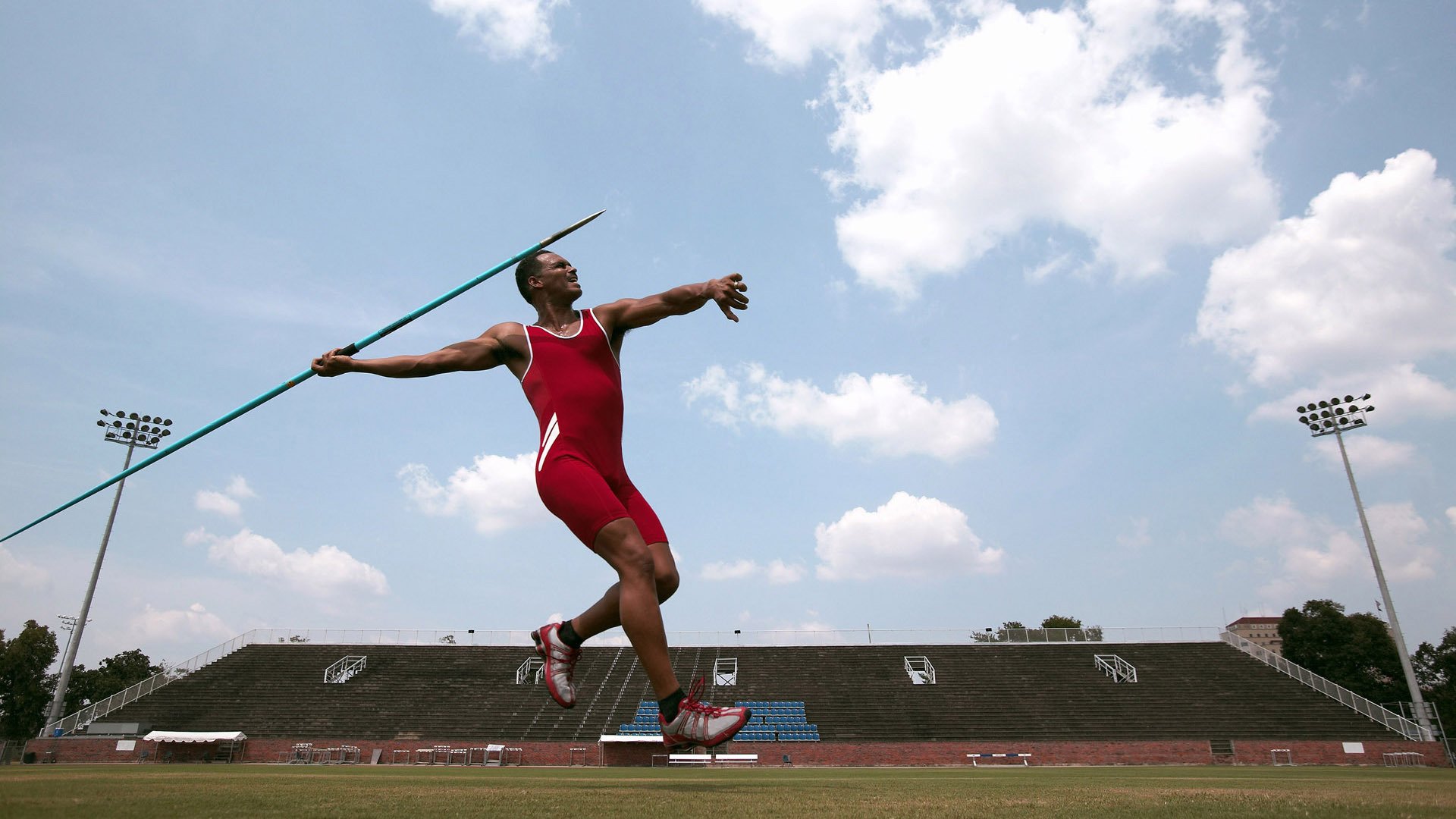 从塞内加尔到马赛，阿圭罗的制胜一击如何诠释足球的逆转哲学